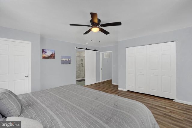 1734 HAMETOWN RD, Glen Rock, PA 17327