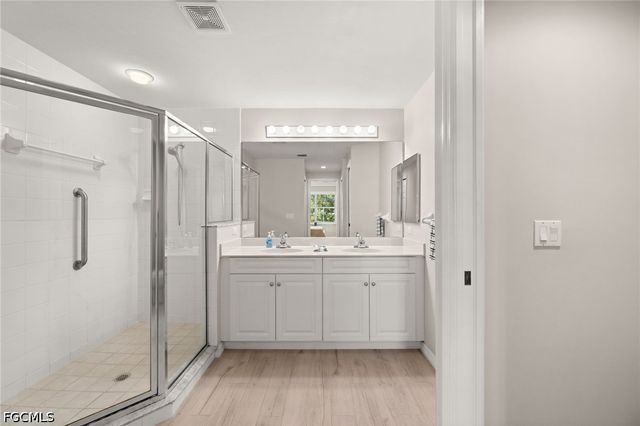 1781 Four Mile Cove PKWY 111, Cape Coral, FL 33990