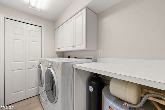 1781 Four Mile Cove PKWY 111, Cape Coral, FL 33990