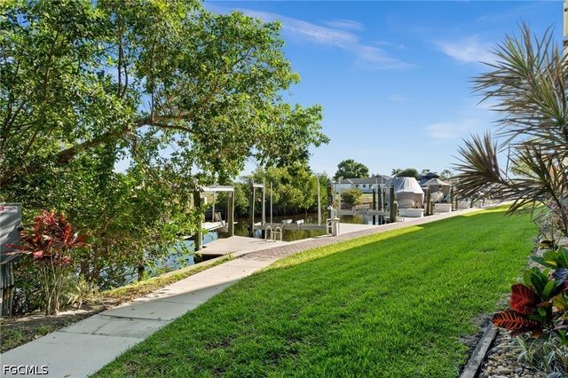 1781 Four Mile Cove PKWY 111, Cape Coral, FL 33990