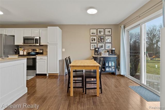 4335 Pondview Drive, Swartz Creek, MI 48473