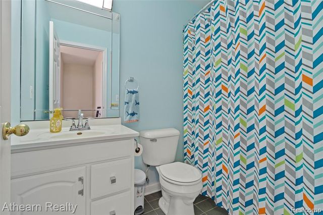 4335 Pondview Drive, Swartz Creek, MI 48473