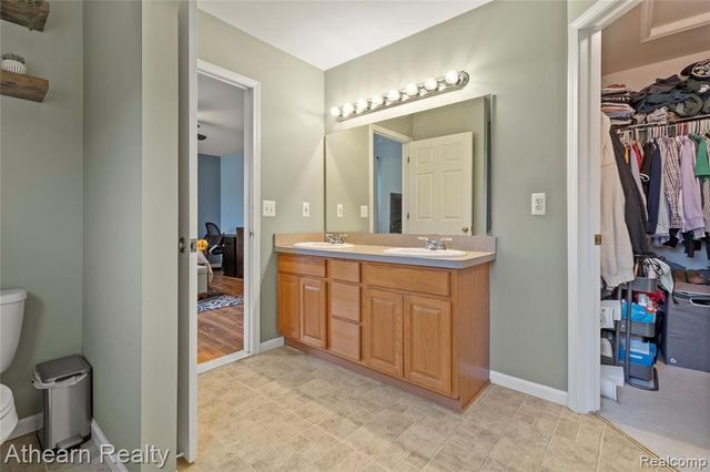 4335 Pondview Drive, Swartz Creek, MI 48473