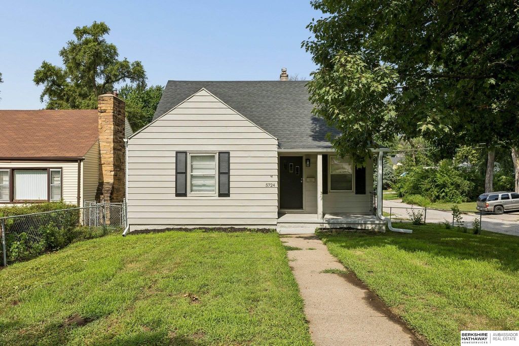 5724 Fontenelle Boulevard, Omaha, NE 68111