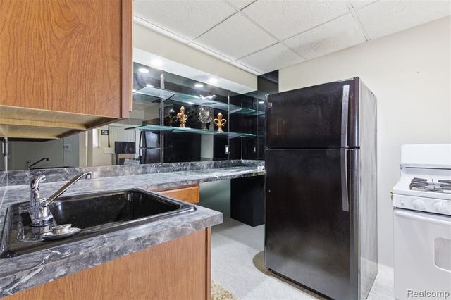 2935 Ivy Hill Drive, Commerce Twp, MI 48382