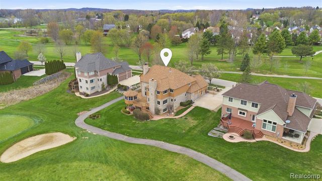 2935 Ivy Hill Drive, Commerce Twp, MI 48382