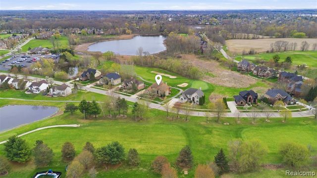 2935 Ivy Hill Drive, Commerce Twp, MI 48382