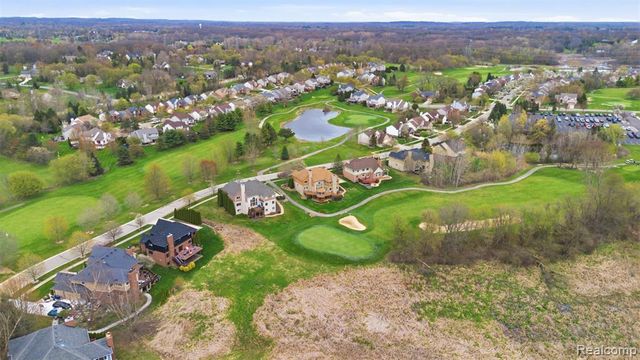 2935 Ivy Hill Drive, Commerce Twp, MI 48382