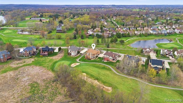 2935 Ivy Hill Drive, Commerce Twp, MI 48382