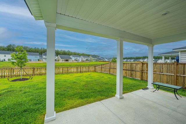 450 Camellia Bloom Drive, Moncks Corner, SC 29461