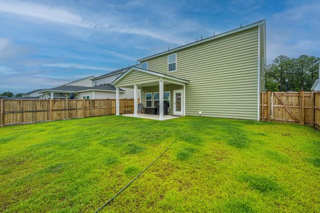 450 Camellia Bloom Drive, Moncks Corner, SC 29461