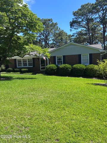 402 Stacy Avenue, Hamlet, NC 28345