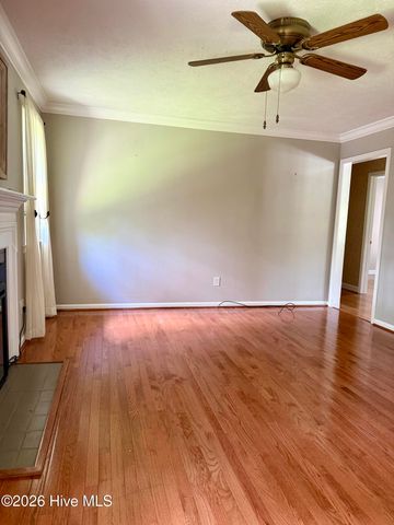 402 Stacy Avenue, Hamlet, NC 28345