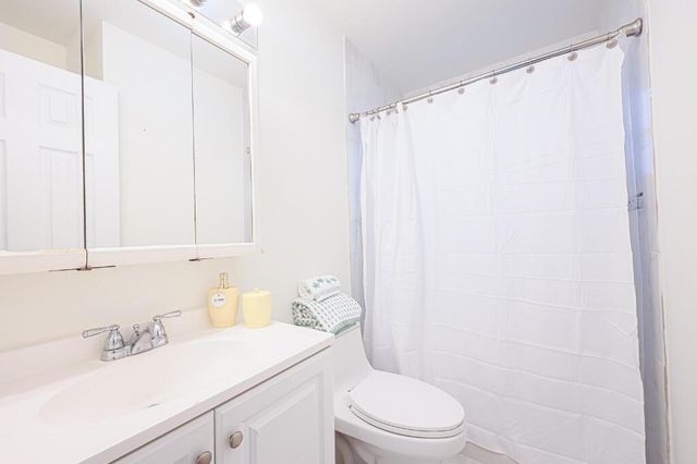 384 NW 23rd Street, Boca Raton, FL 33431