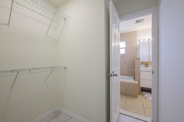 384 NW 23rd Street, Boca Raton, FL 33431