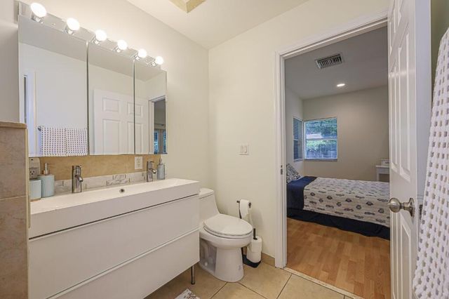 384 NW 23rd Street, Boca Raton, FL 33431