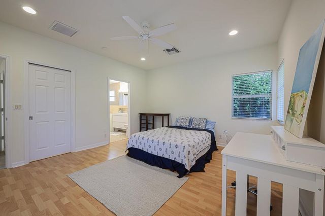 384 NW 23rd Street, Boca Raton, FL 33431