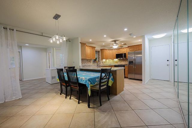 384 NW 23rd Street, Boca Raton, FL 33431