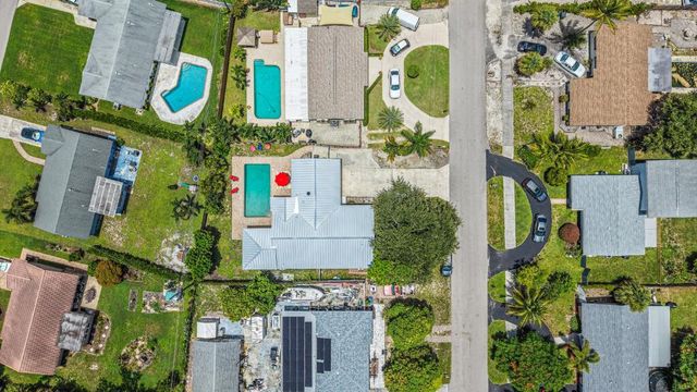 384 NW 23rd Street, Boca Raton, FL 33431