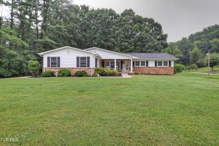 195 Fitzsimmons Hill Road, Elizabethton, TN 37643
