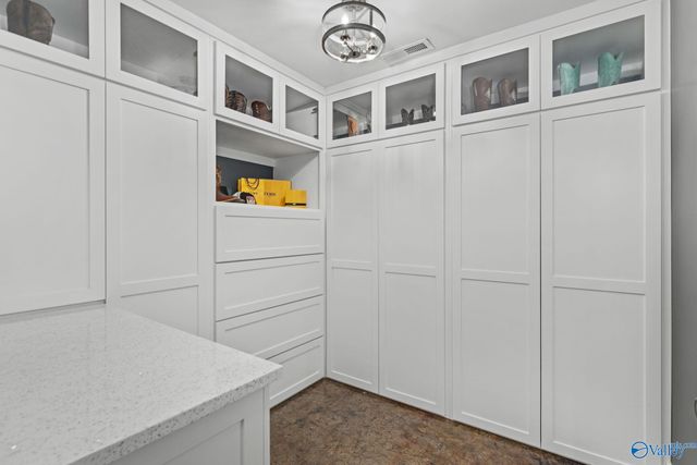 435 Carter Drive, Tuscumbia, AL 35674