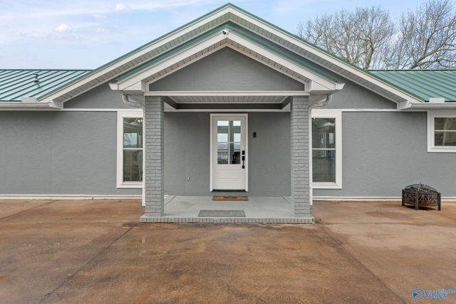 435 Carter Drive, Tuscumbia, AL 35674