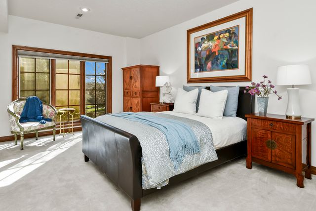 5575 S Castlebay Drive, Springfield, MO 65809