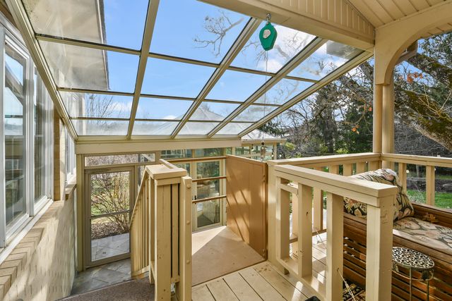 5575 S Castlebay Drive, Springfield, MO 65809