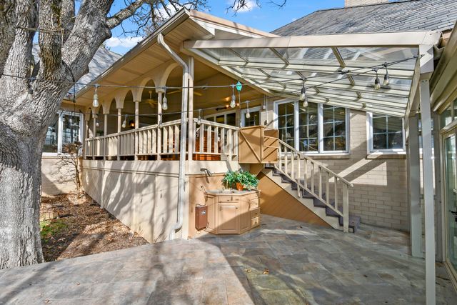 5575 S Castlebay Drive, Springfield, MO 65809