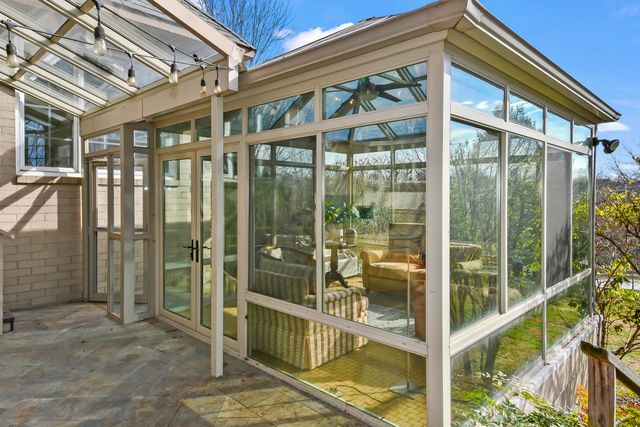 5575 S Castlebay Drive, Springfield, MO 65809