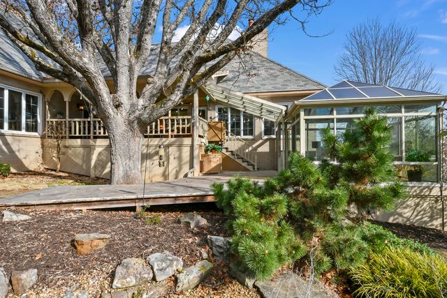 5575 S Castlebay Drive, Springfield, MO 65809