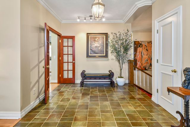 5575 S Castlebay Drive, Springfield, MO 65809