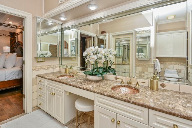 5575 S Castlebay Drive, Springfield, MO 65809