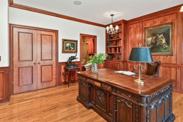 5575 S Castlebay Drive, Springfield, MO 65809