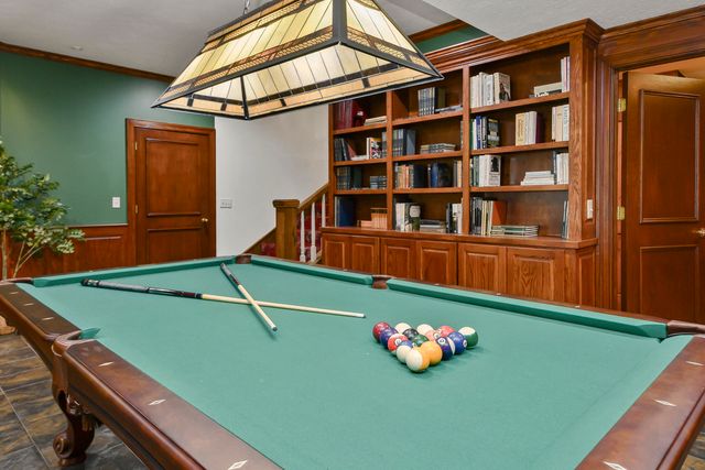 5575 S Castlebay Drive, Springfield, MO 65809