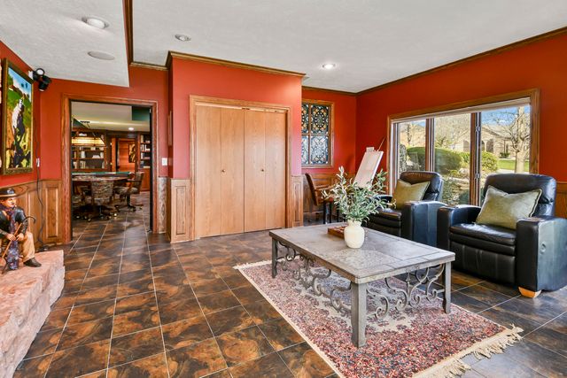 5575 S Castlebay Drive, Springfield, MO 65809