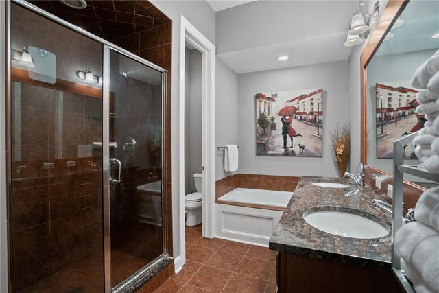 301 5th Avenue 511, Downtown Pgh, PA 15222