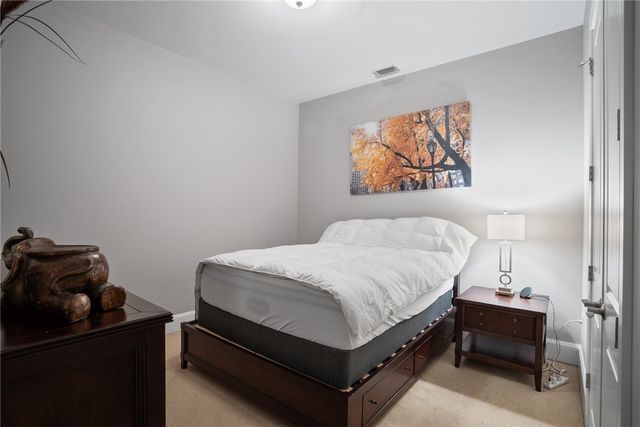 301 5th Avenue 511, Downtown Pgh, PA 15222