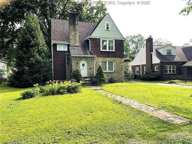 4008 Staunton Avenue Se, Charleston, WV 25304