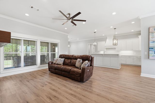 83 Watson Lane, Greenbrier, AR 72058