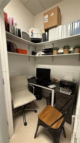 13452 Biscayne Blvd, North Miami, FL 33181