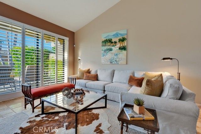 313 Appaloosa Way, Palm Desert, CA 92211