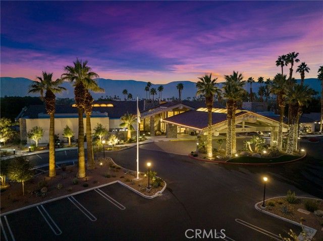 313 Appaloosa Way, Palm Desert, CA 92211