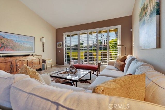 313 Appaloosa Way, Palm Desert, CA 92211