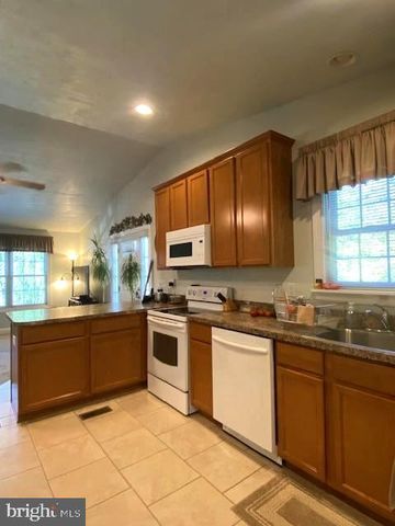 3837 GRACES CABIN, Springfield, WV 26763