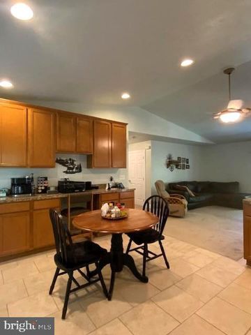 3837 GRACES CABIN, Springfield, WV 26763