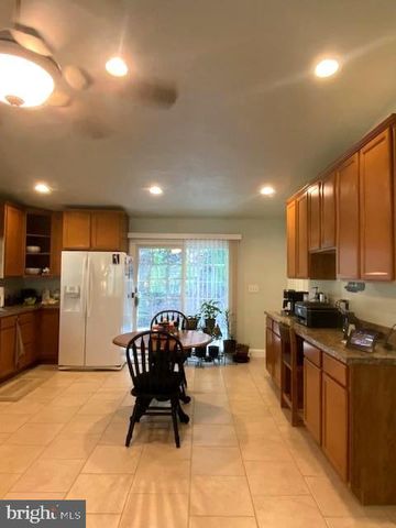 3837 GRACES CABIN, Springfield, WV 26763