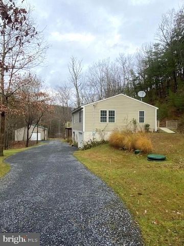 3837 GRACES CABIN, Springfield, WV 26763