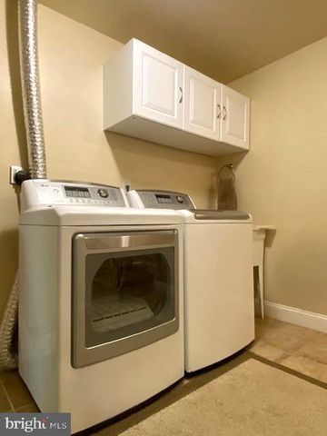 3837 GRACES CABIN, Springfield, WV 26763