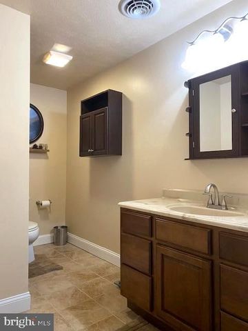 3837 GRACES CABIN, Springfield, WV 26763